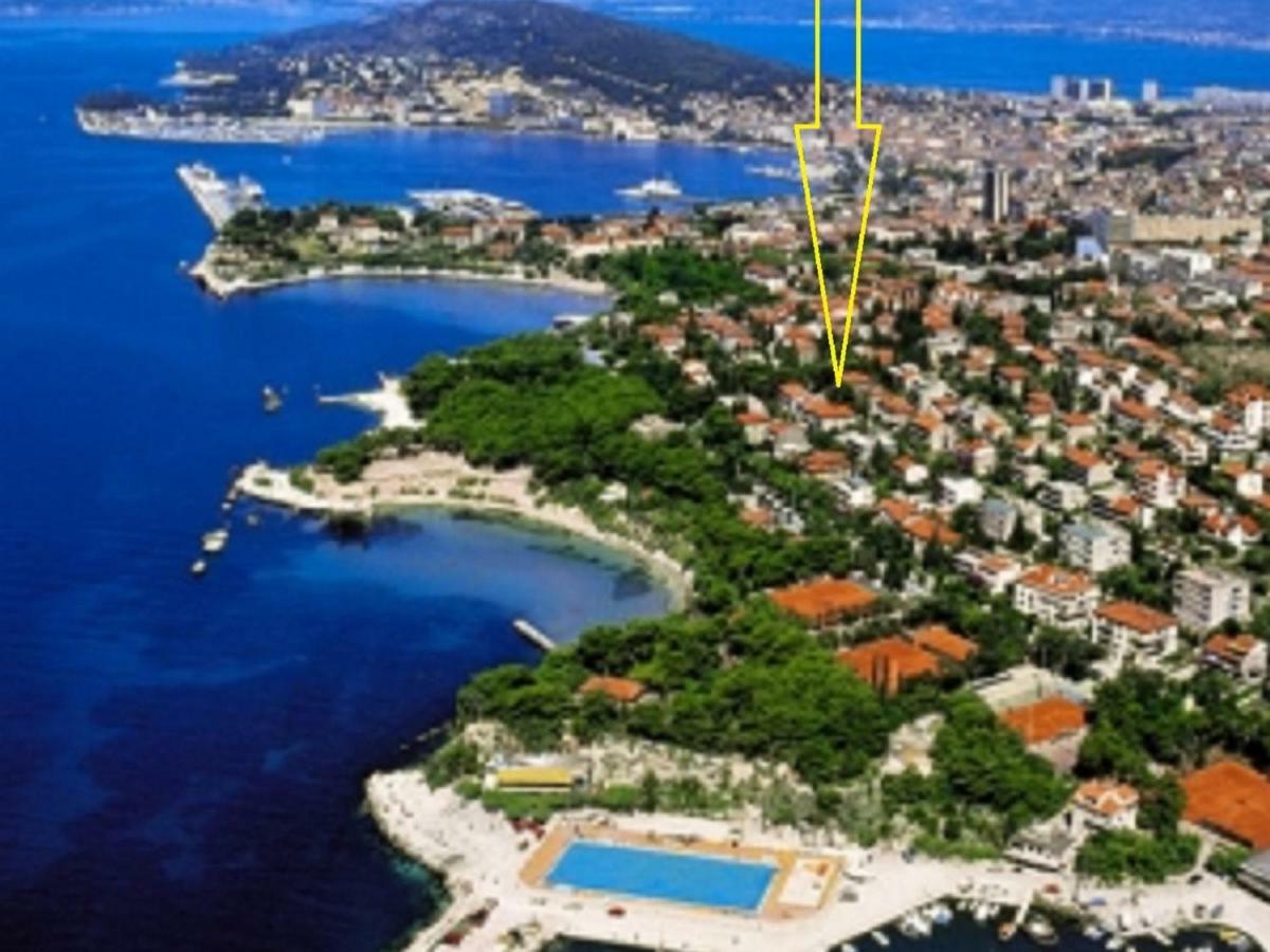 Holiday Home Aspalathos - With Free Parking, Near The Beach, A Few Minutes' Walking Distance To The Unesco Palace Split Exterior foto