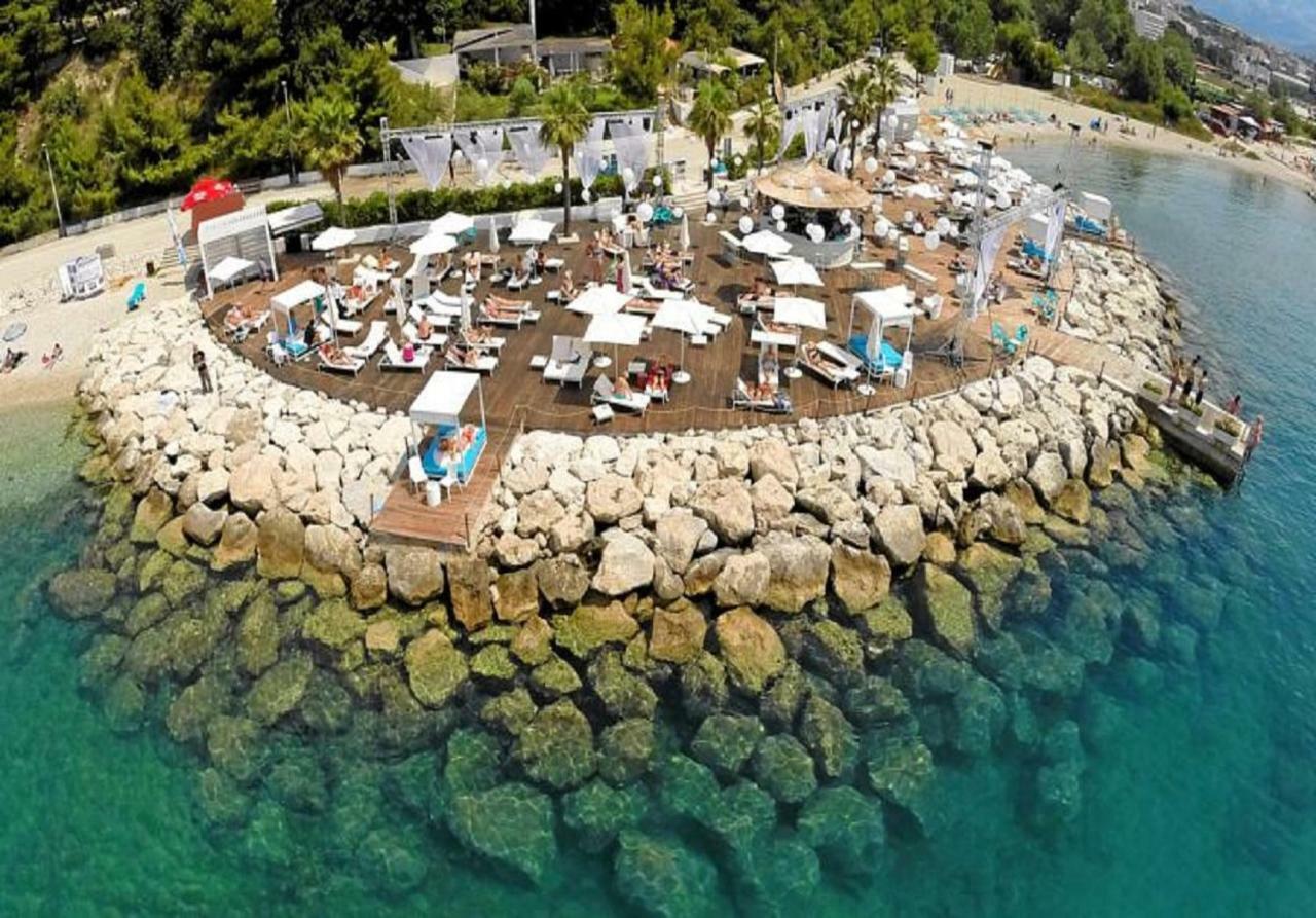 Holiday Home Aspalathos - With Free Parking, Near The Beach, A Few Minutes' Walking Distance To The Unesco Palace Split Exterior foto