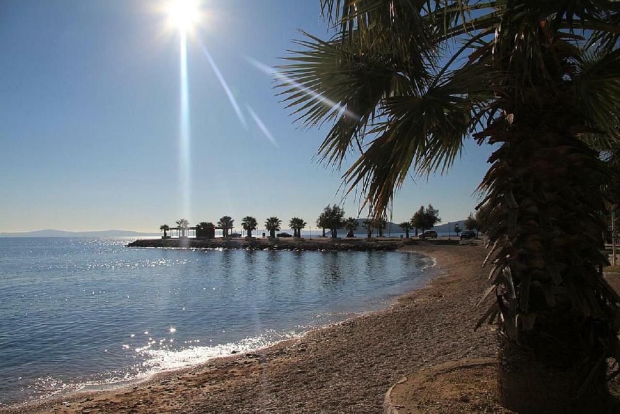 Holiday Home Aspalathos - With Free Parking, Near The Beach, A Few Minutes' Walking Distance To The Unesco Palace Split Exterior foto